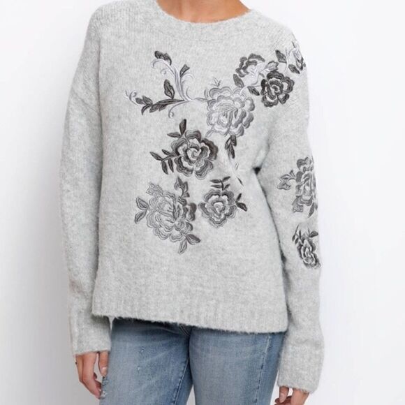 BLANK NYC Gray Wool Floral Embroidered Sweater - Picture 1 of 9